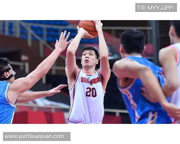 任骏飞领衔全队奋战新赛季展现卓越球技与团队精神的决心与信念